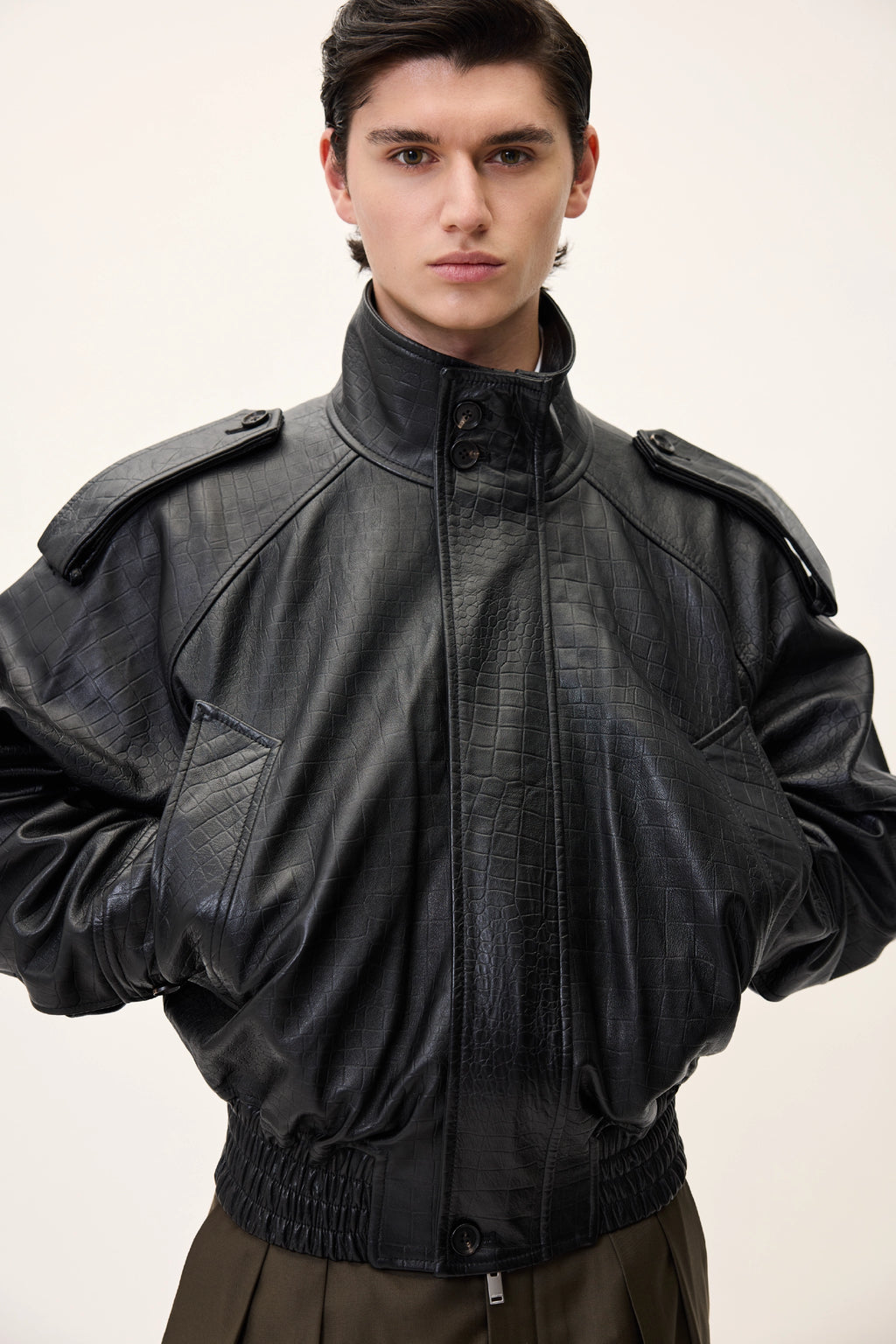 NAPPA BOMBER IN BLACK