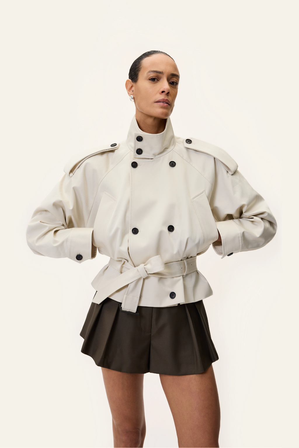 CROPPED TRENCH COAT IN IVORY