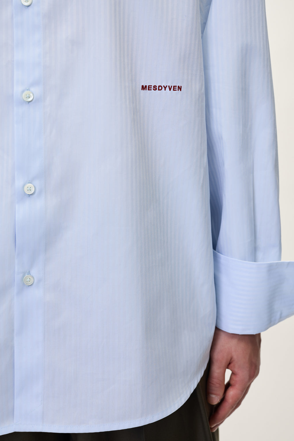 OVERSIZED SHIRT IN BLUE STRIPE