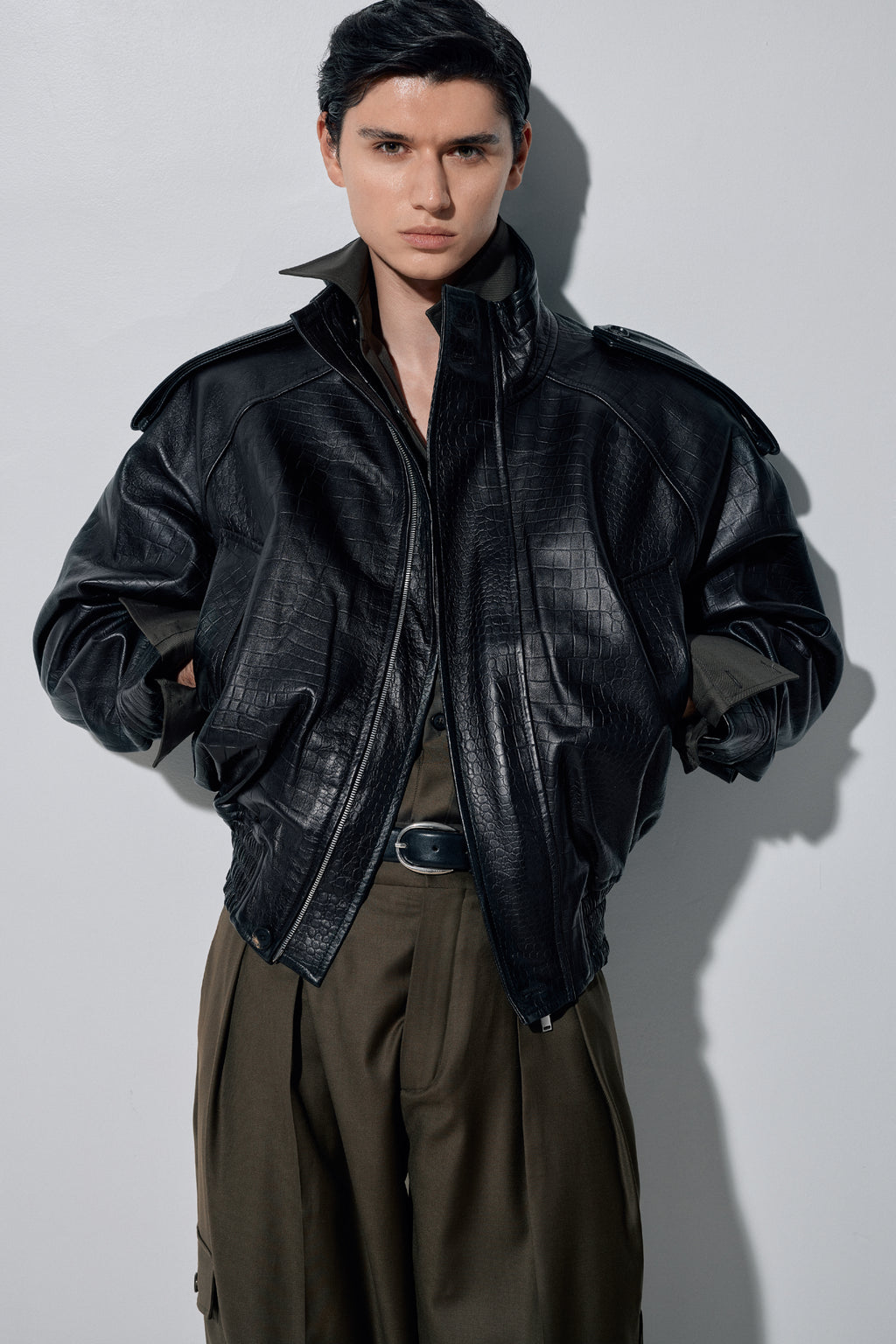 CROPPED NAPPA BOMBER IN BLACK