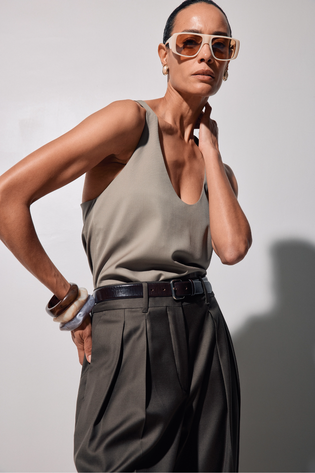 TANK TOP IN TAUPE