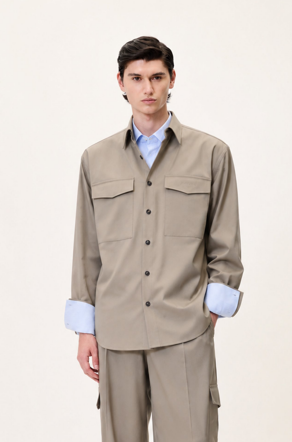 REMOVABLE PAD OVERSHIRT IN TAUPE