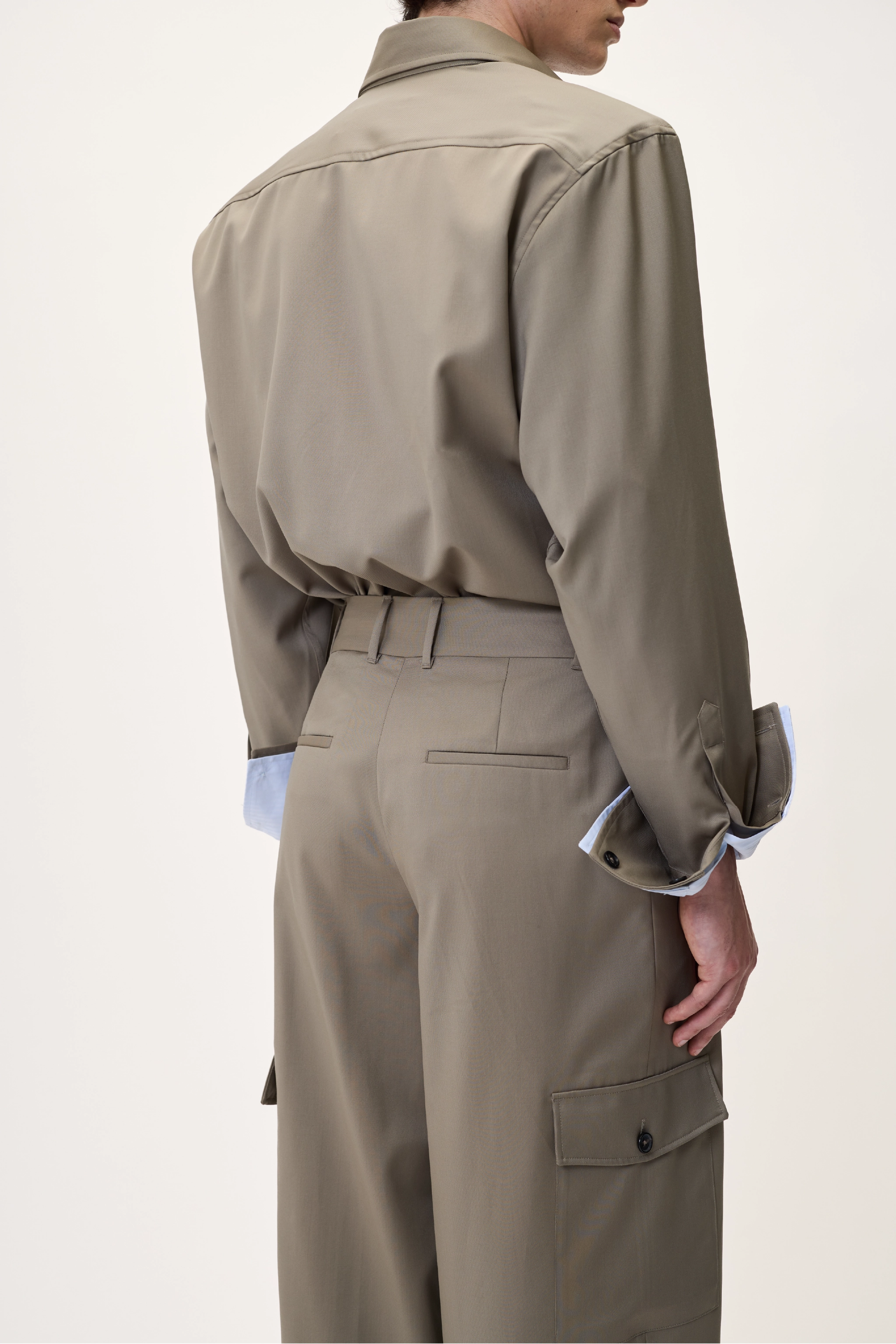 TAILORED PANTS IN TAUPE