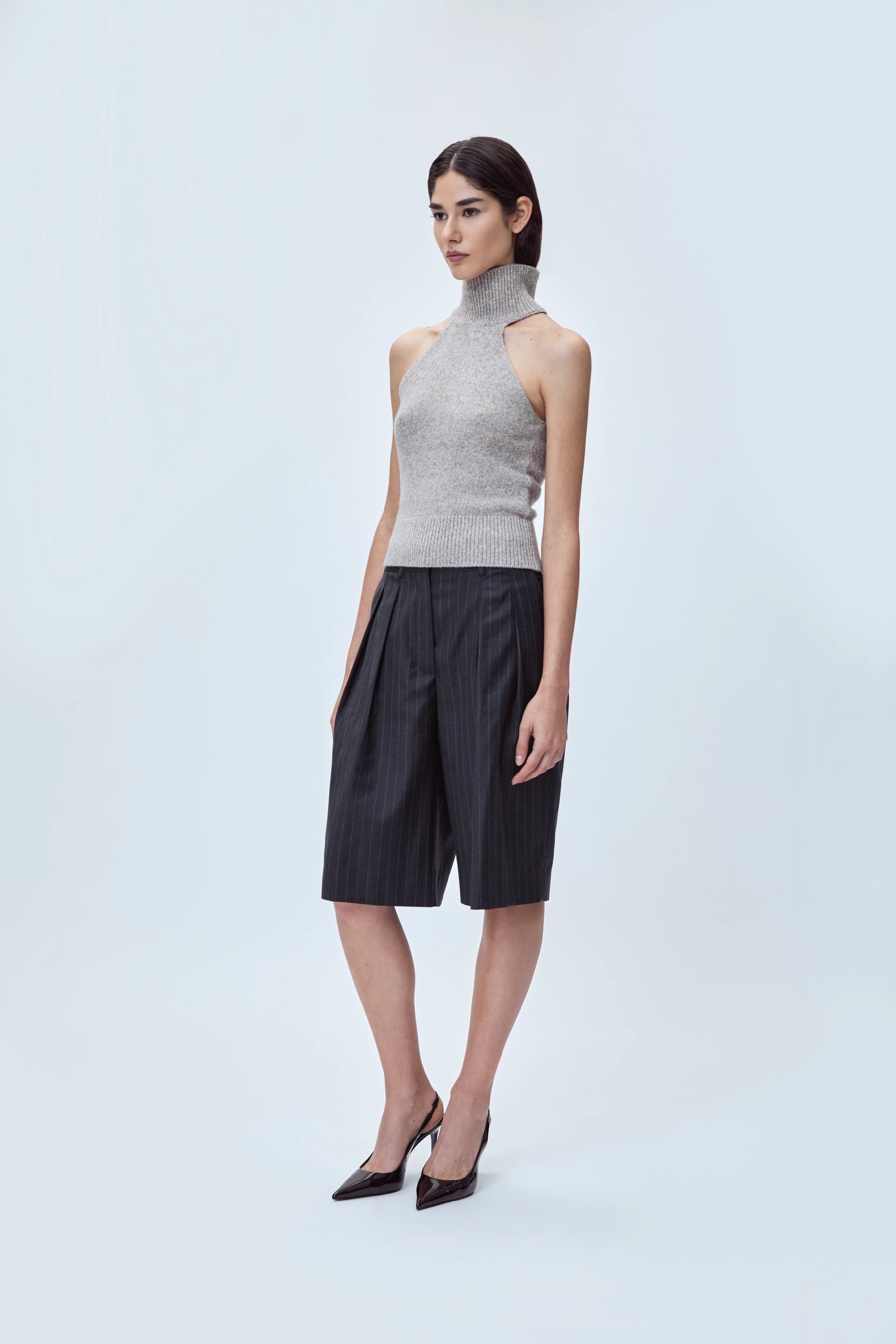 SLEEVELESS KNIT TOP IN CASHMERE WOOL BLEND