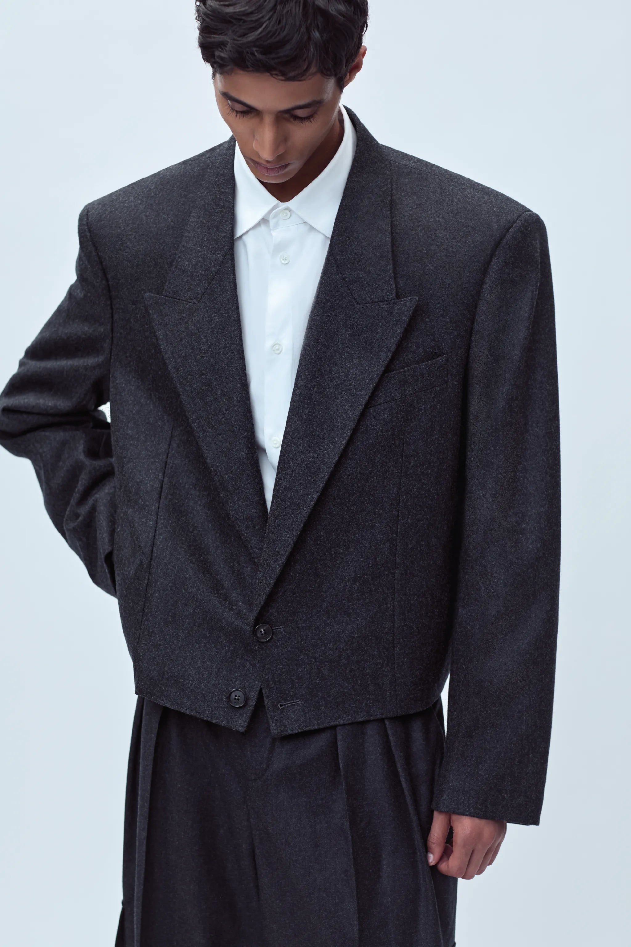 TAILORED JACKET IN VIRGIN WOOL FLANNEL