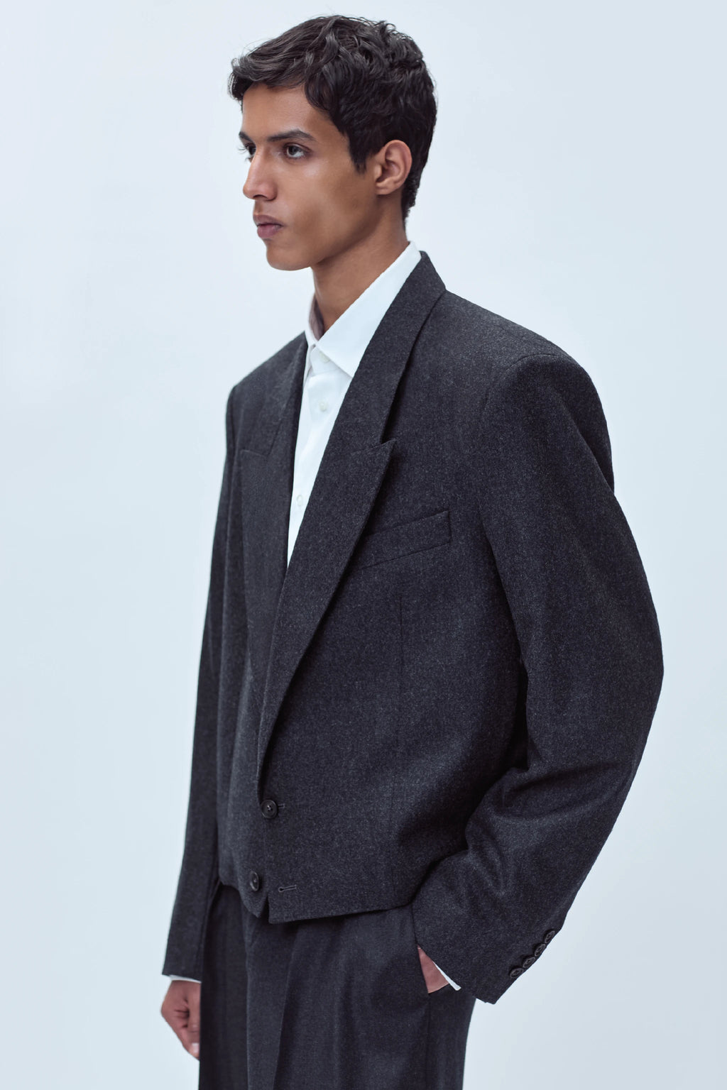TAILORED JACKET IN VIRGIN WOOL FLANNEL