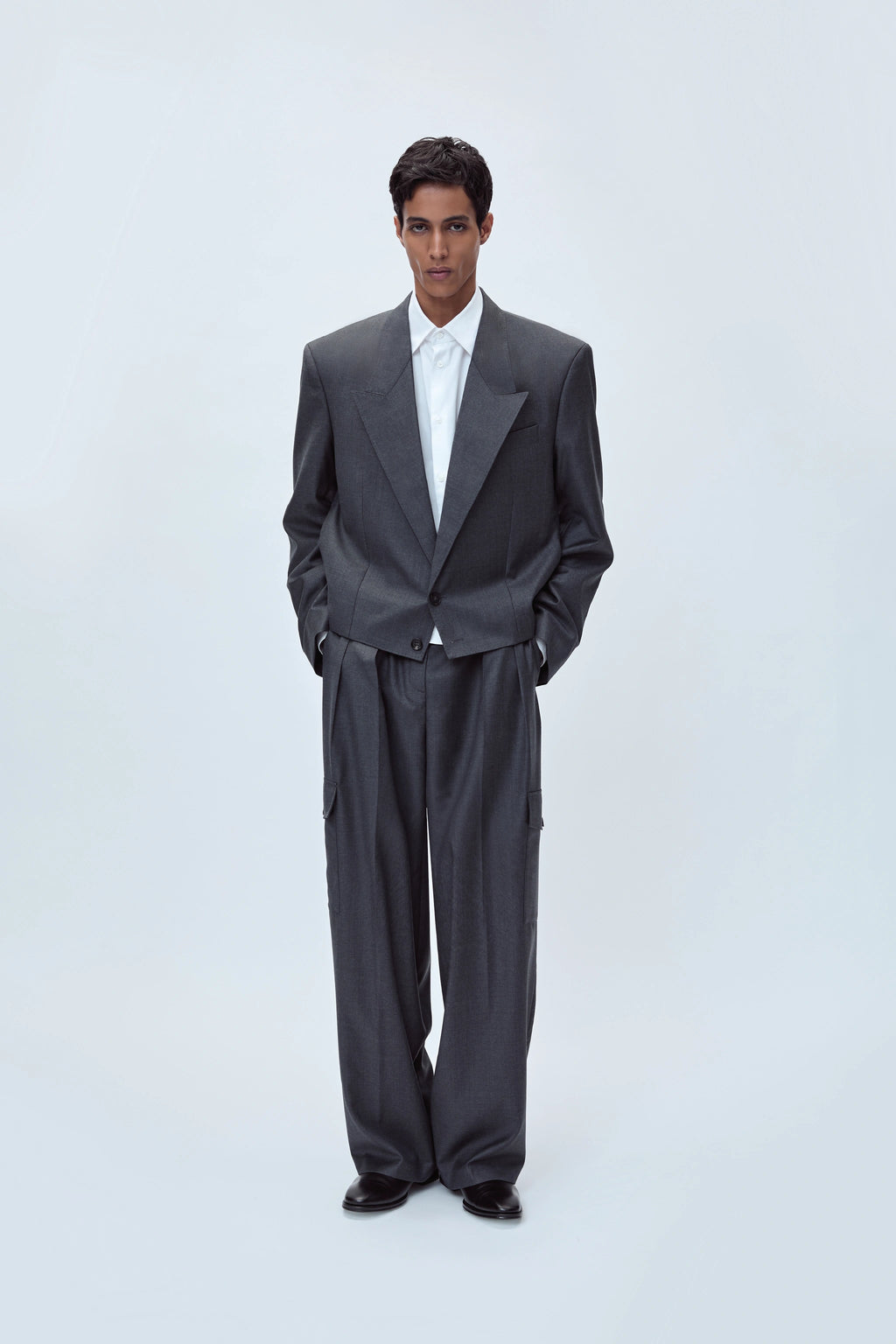 DOUBLE-PLEATED TAILORED PANT IN VIRGIN WOOL