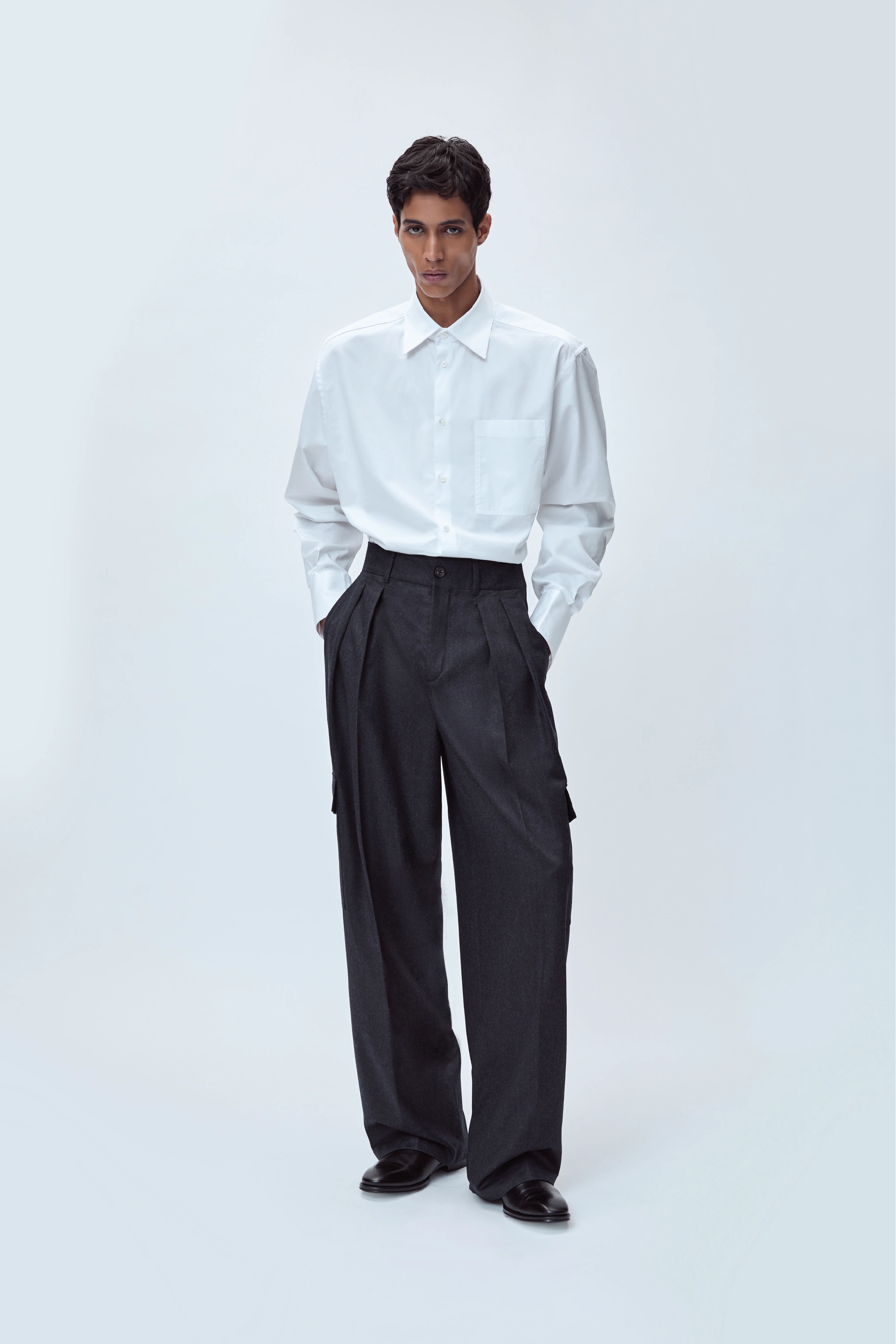 DOUBLE-PLEATED TAILORED PANT IN VIRGIN WOOL FLANNEL