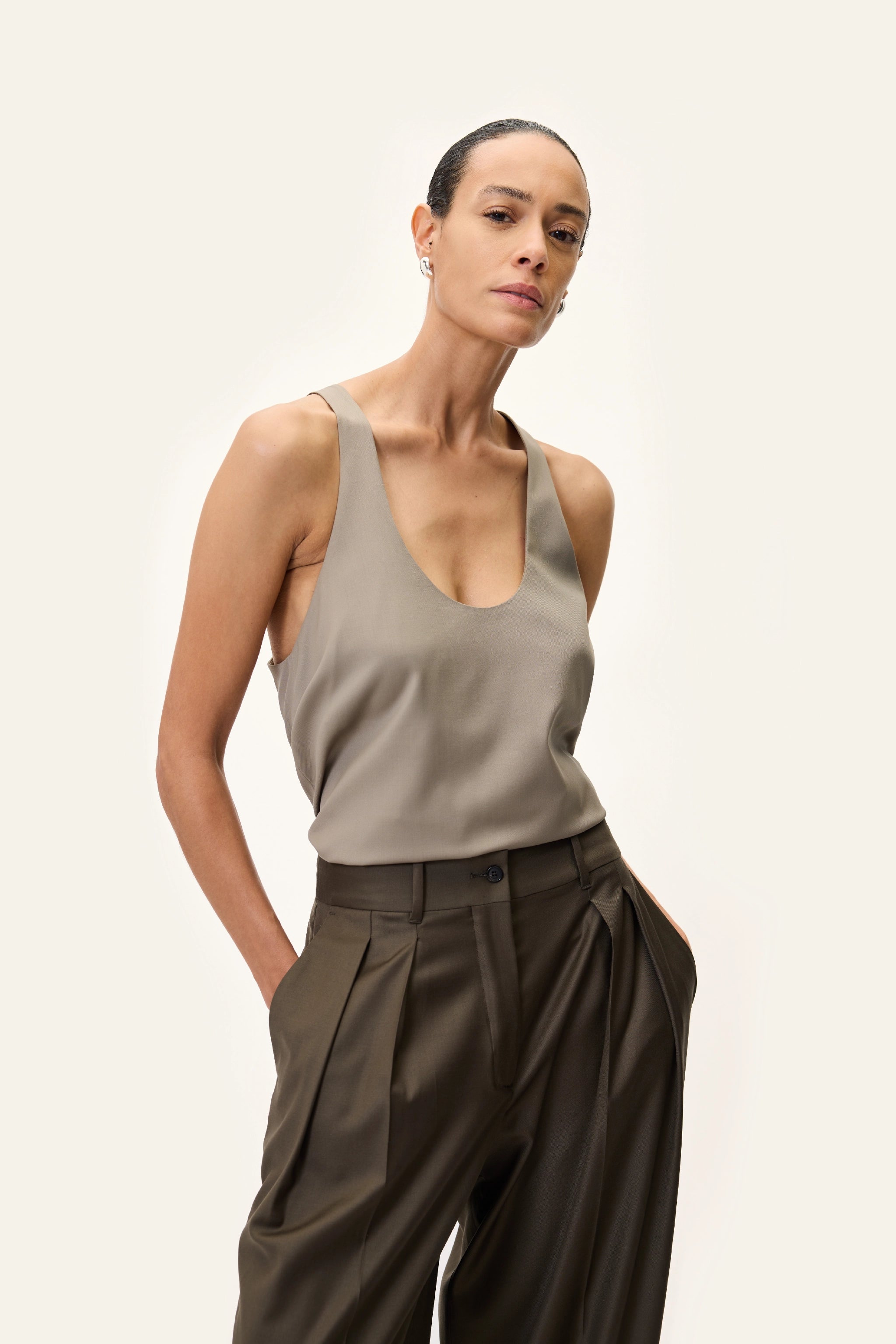 TANK TOP IN TAUPE